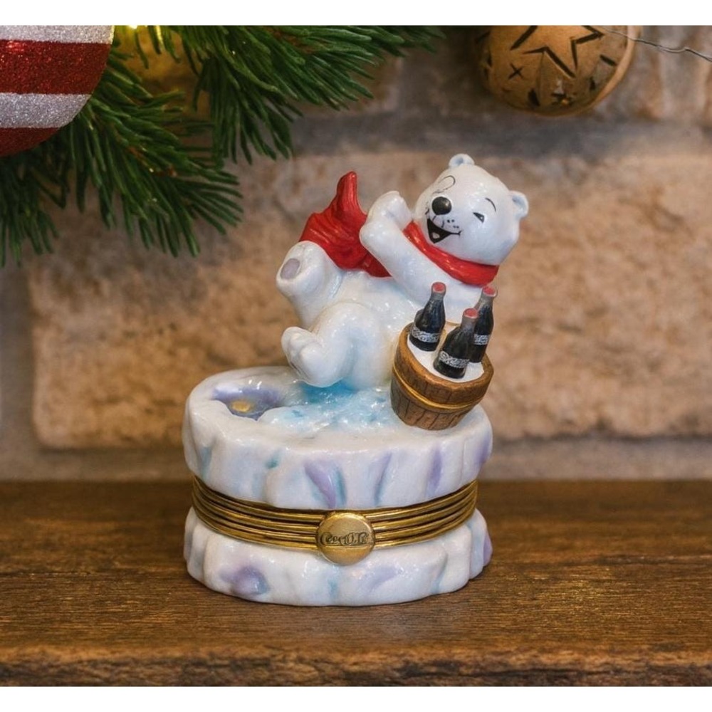 Franklin Mint Coca Cola Polar Bear Trinket Box 1999 Porcelain